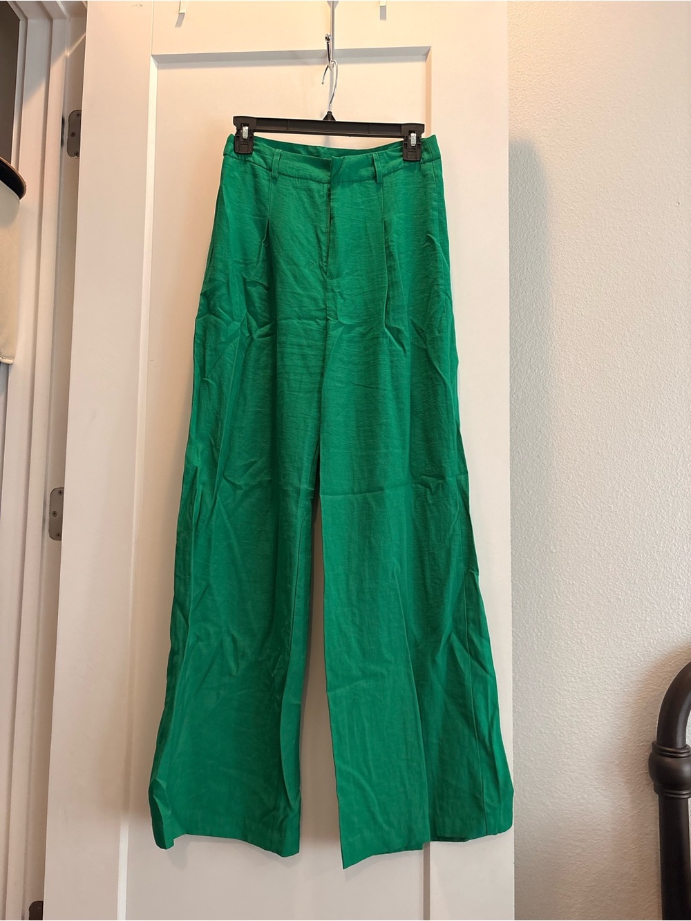 Amazon Wide Leg Pants in Bright Green